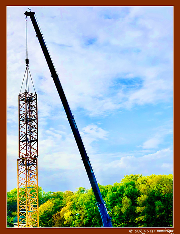 © SUZANNE | ENGIN_DE_CHANTIER_0014 © SUZANNE | ENGIN_DE_CHANTIER_0014