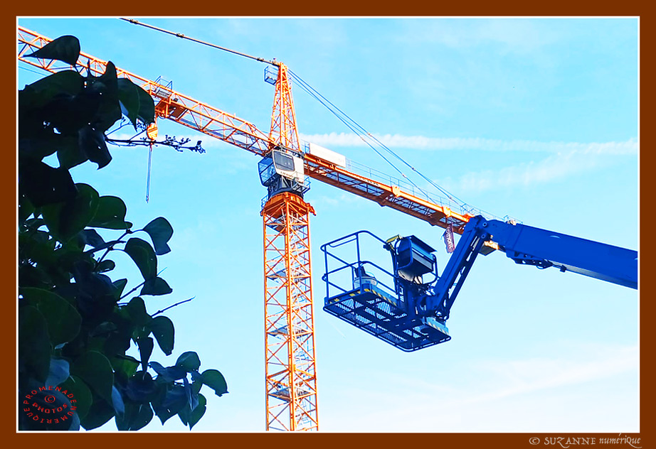 � SUZANNE | ENGIN_ET_GRUE_DE_CHANTIER_4fdad