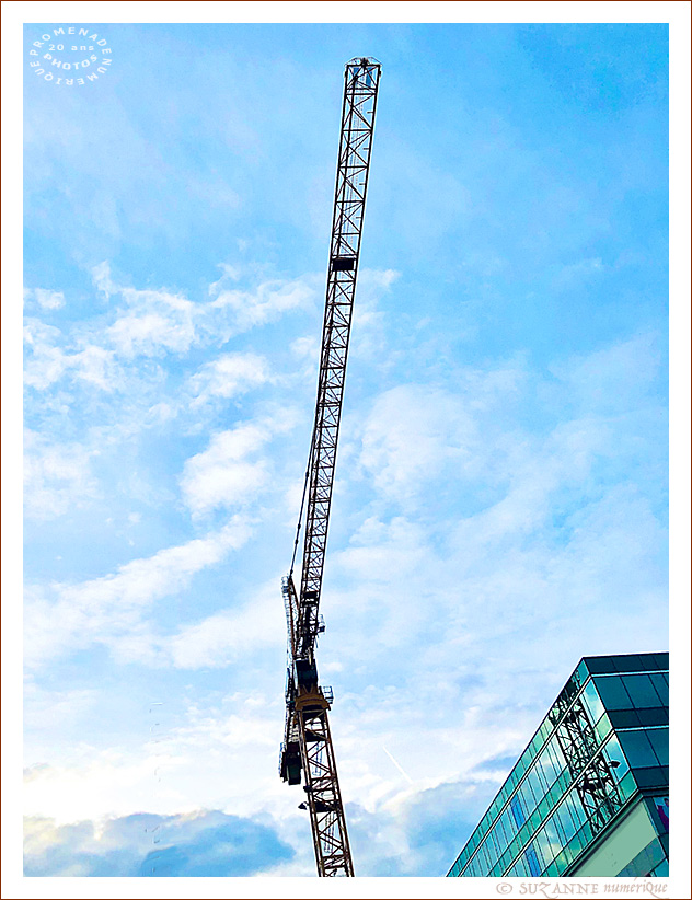 © SUZANNE | GRUE_DE_CHANTIER_4548 © SUZANNE | GRUE_DE_CHANTIER_4548