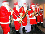 Le p�re No�l est ... un orchestre�?! -- 23/12/04