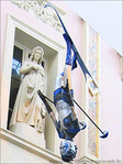 Voir le monde � l'envers? Voir le monde � l'endroit? -- 29/12/05