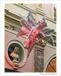 Voir le monde � l'endroit? Voir le monde � l'envers? -- 30/12/05